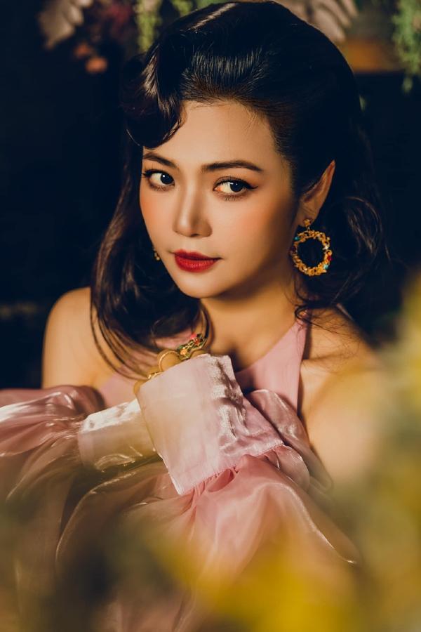 Mỹ nhân vũ trụ VFC làm mẹ đơn thân: Kiều Anh kín tiếng nuôi con trai khôn lớn-4