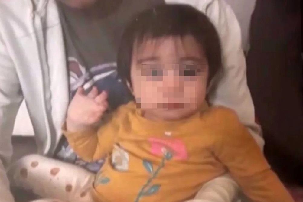 Bức ảnh chị ve chai mang bao gạo và chai dầu ăn tặng quán cơm từng cứu đói mình: Chia sẻ bất ngờ từ anh chủ quán-3