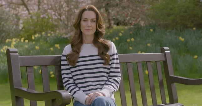 Hoàng tử Harry và Meghan lên tiếng sau khi Công nương Kate chia sẻ về bệnh tình-1