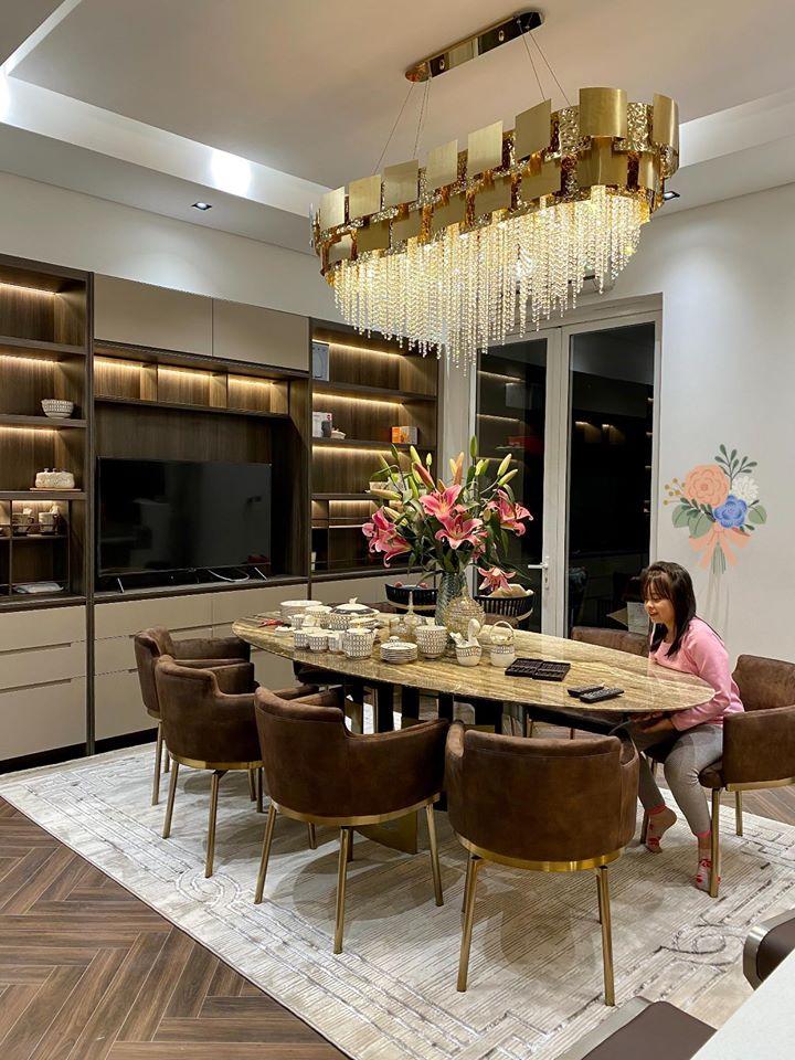 Chuẩn bị kết hôn lần 3 - Hằng Túi sở hữu những biệt thự khủng nào?-8