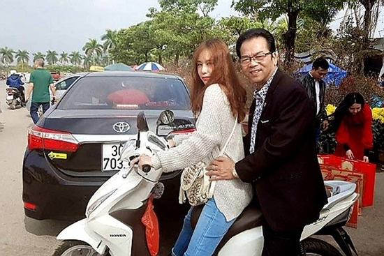 'Dìm hàng', bôi nhọ nghệ sĩ có đáng bị kiện?