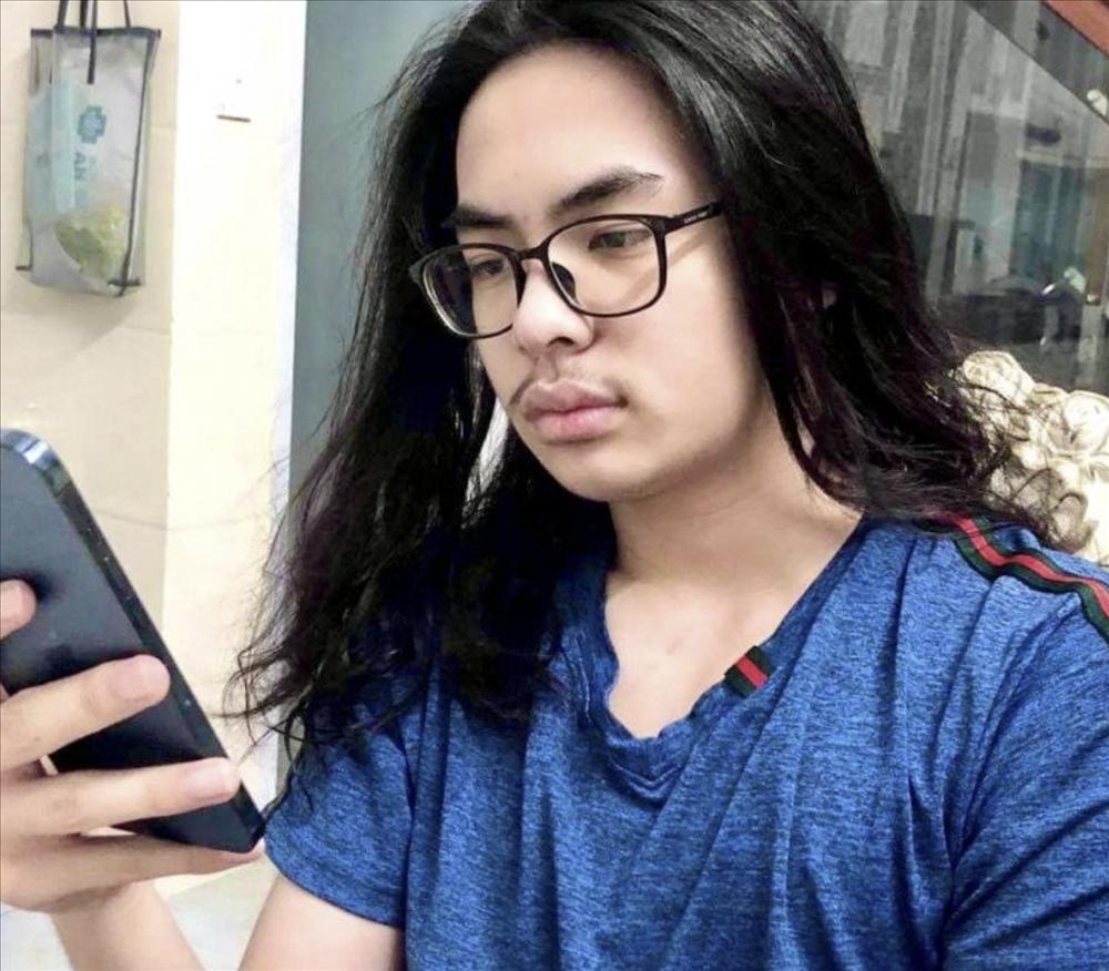 Con trai Cát Phượng gây sốc với ngoại hình lạ lẫm, nuôi tóc dài, để râu, được nhận xét sao y bản chính từ bố Thái Hòa-5