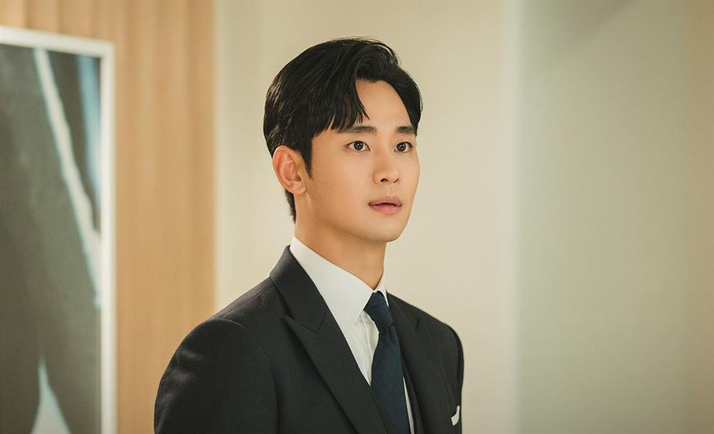 Tài sản kếch xù của Kim Soo Hyun, nam chính đang gây sốt Nữ Hoàng Nước Mắt-12