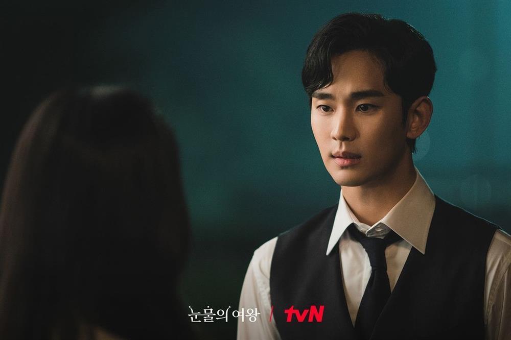 Tài sản kếch xù của Kim Soo Hyun, nam chính đang gây sốt Nữ Hoàng Nước Mắt-3