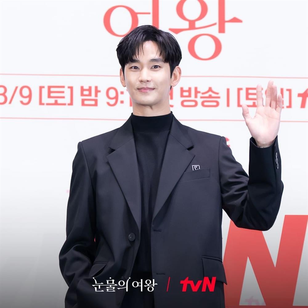 Tài sản kếch xù của Kim Soo Hyun, nam chính đang gây sốt Nữ Hoàng Nước Mắt-6