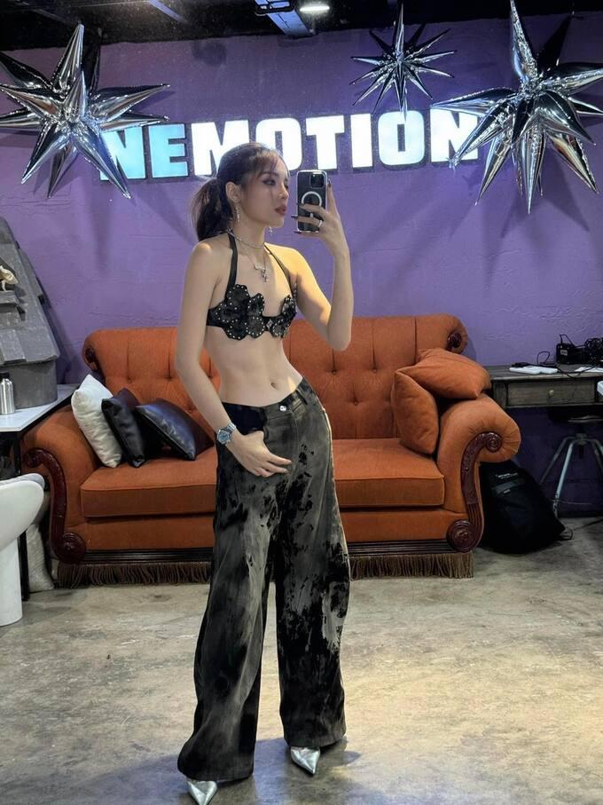 Chiếc eo thắt cổ chai của Hoa hậu Kỳ Duyên-7