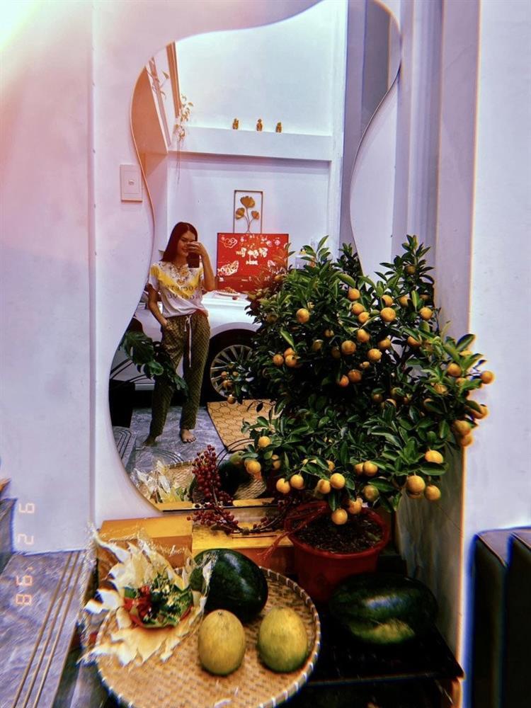 Tuyên bố không nhớ hết mình có bao nhiêu nhà, Ngọc Trinh khoe căn nhà 4 tầng sang trọng?-13