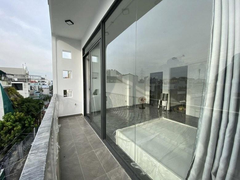 Tuyên bố không nhớ hết mình có bao nhiêu nhà, Ngọc Trinh khoe căn nhà 4 tầng sang trọng?-17