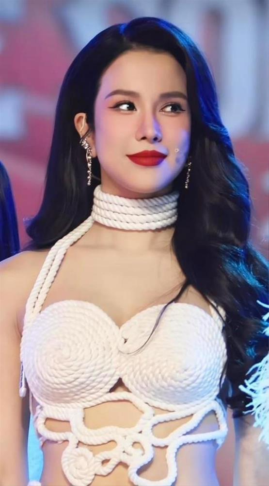 Nhan sắc đẹp xuất thần của mẹ hai con Diệp Lâm Anh-2