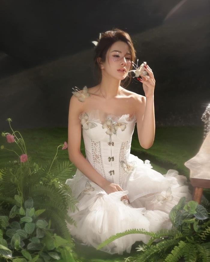 Nhan sắc đẹp xuất thần của mẹ hai con Diệp Lâm Anh-4