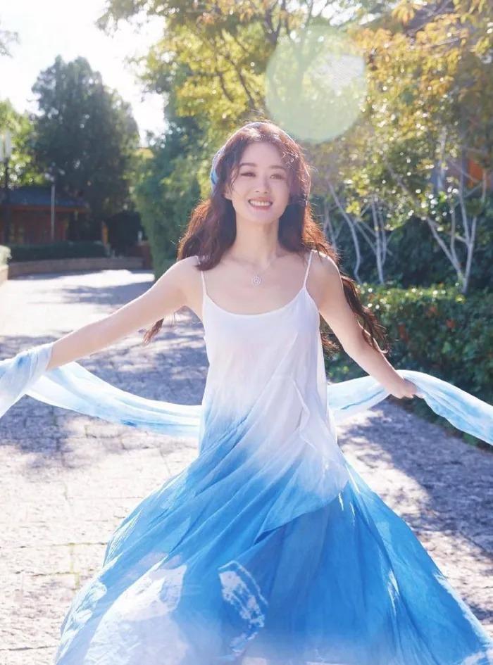 Gu mặc gợi cảm của mỹ nữ phim cổ trang có cảnh nóng trên hot search-5