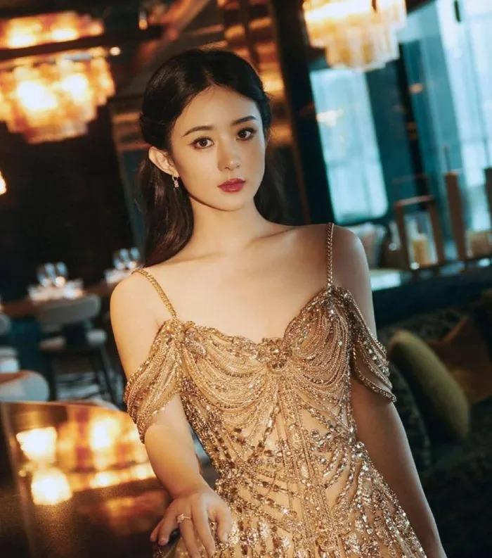 Gu mặc gợi cảm của mỹ nữ phim cổ trang có cảnh nóng trên hot search-7