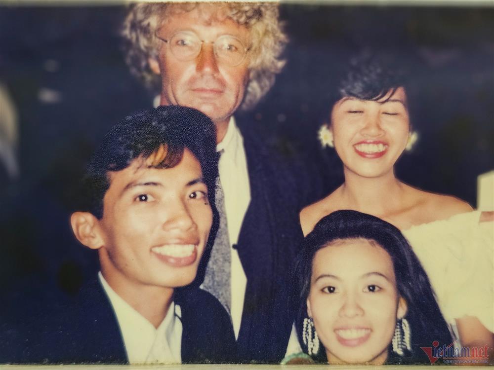 Chuyện chưa kể về người vợ xinh đẹp của cố NSƯT Thanh Hoàng-2