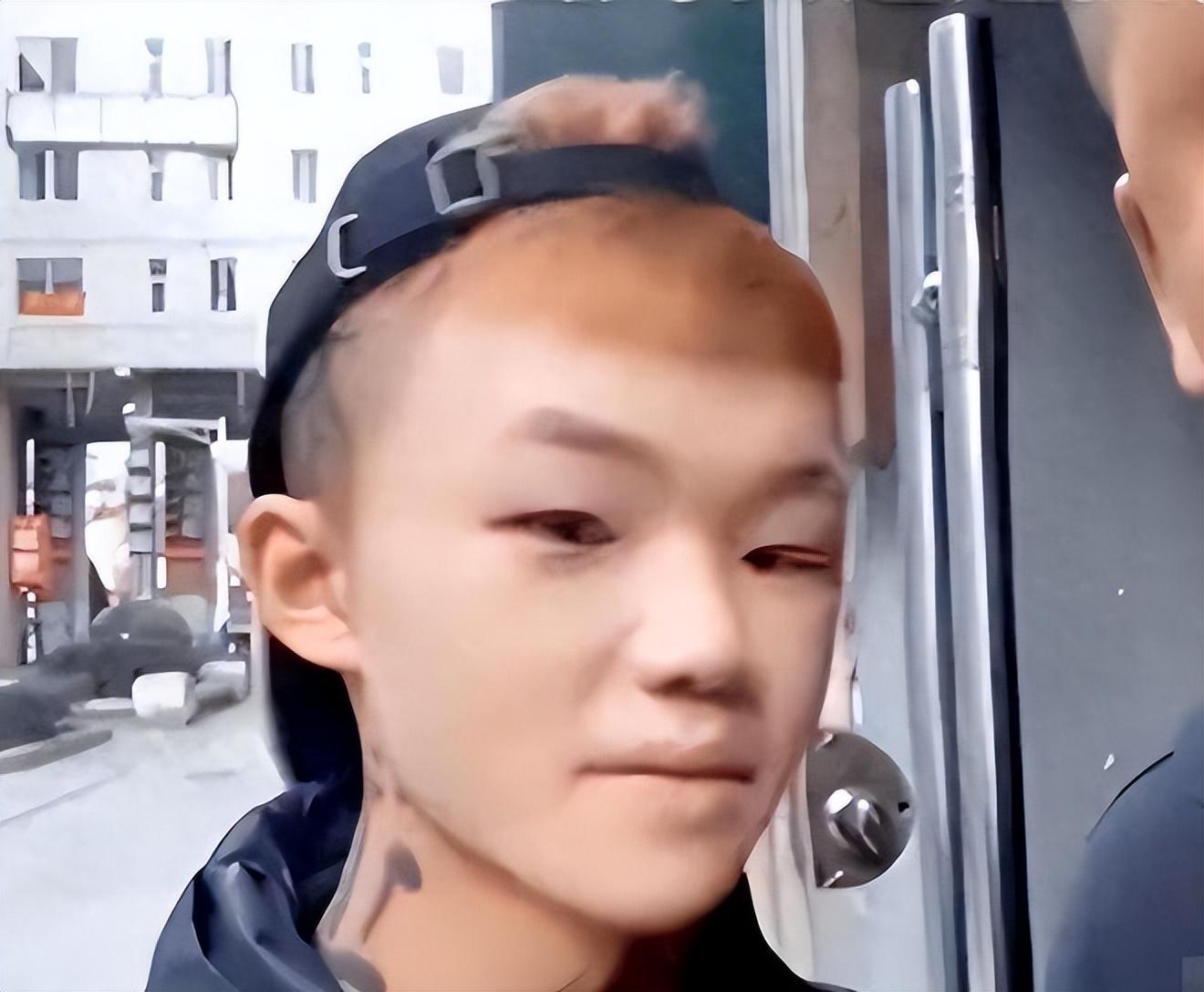 Cuộc đời tủi nhục của cậu bé bỏ nhà đi vì bị bố và mẹ kế đánh đập tàn nhẫn-3