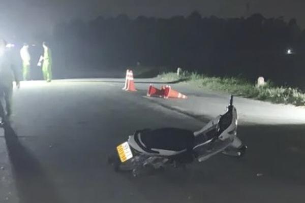 Xe khách bốc cháy dữ dội trên đèo Lò Xo, 21 người tháo chạy-2