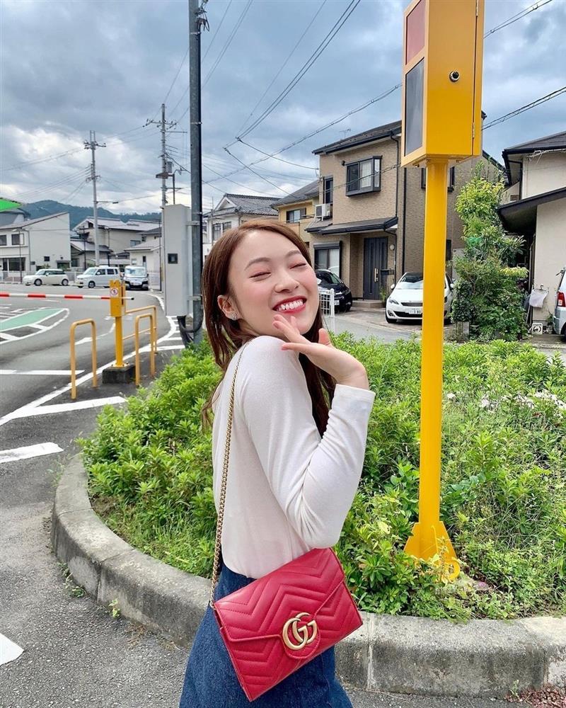 MC Khánh Vy: 25 tuổi tự tậu nhà, mua đất, xe hơi, nói gì về chuyện kết hôn?-5