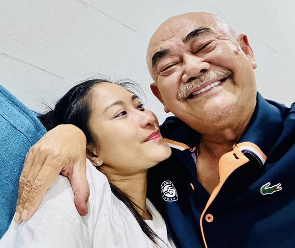 NSND Việt Anh tuổi U70 yêu cô gái trẻ, xinh đẹp sau nhiều năm sống cô độc, không gia đình?-5