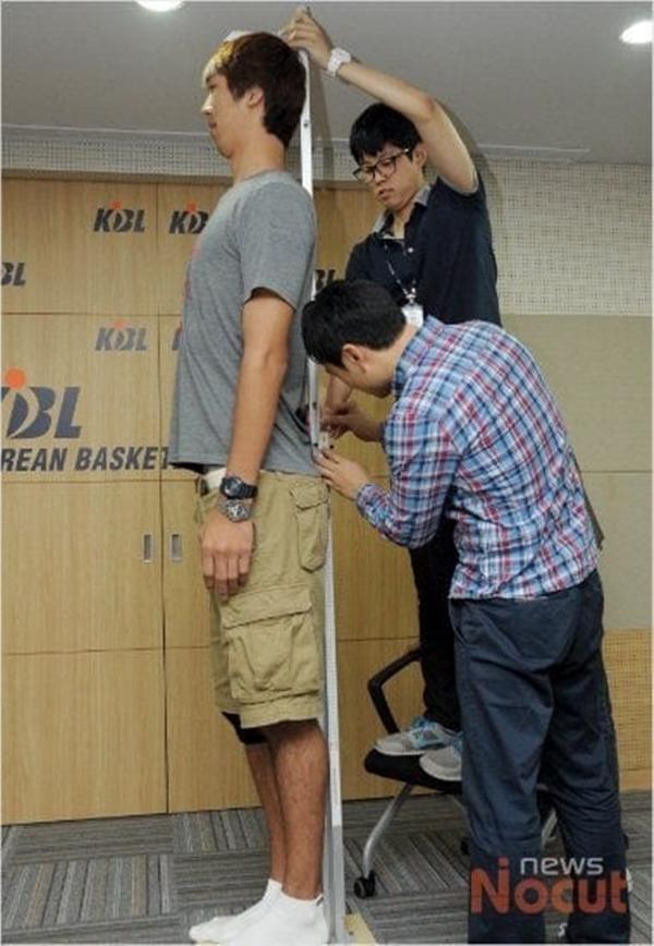 Đời thực của ác linh cao 2,2 m trong Quật Mộ Trùng Ma-4