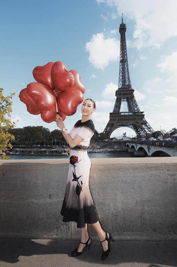 Hà Kiều Anh tự tin diện bikini khoe body nuột nà, khán giả tò mò bí quyết giữ dáng không lão hóa-7