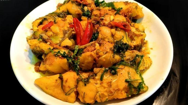 Bật mí công thức làm món cá trắm kho nghệ chuẩn vị miền Trung-4