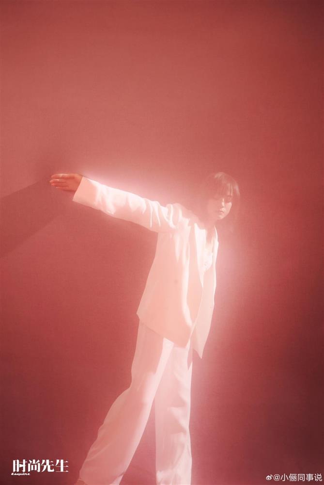 Màn lên hương nhan sắc của nữ hoàng rating Tôn Lệ ở tuổi 41-3