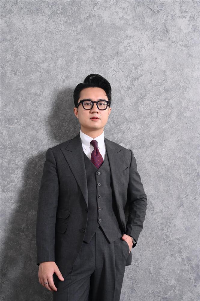 MC Sơn Lâm VTV: Tôi bay bổng, ham chơi nhưng vợ lại kỷ luật-1