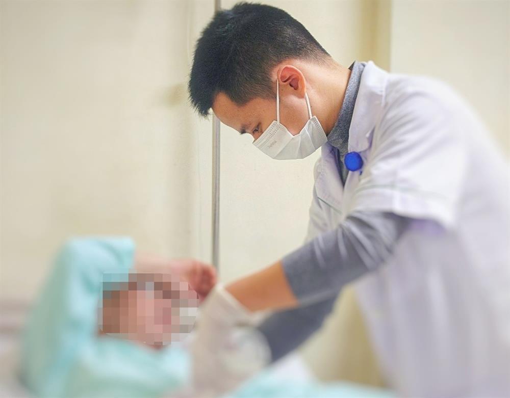 Người đàn ông gặp họa chỉ vì độ của quý-1