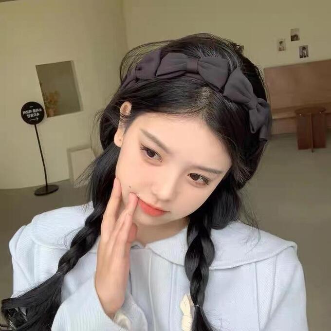 Biến hóa gương mặt xinh xắn, ngọt ngào với 5 kiểu tóc dễ dàng thực hiện-7