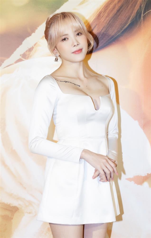 Tình tin đồn kém 10 tuổi của Thiều Bảo Trâm: Từng là game thủ, đang làm việc giữa Pháp và Việt Nam-5