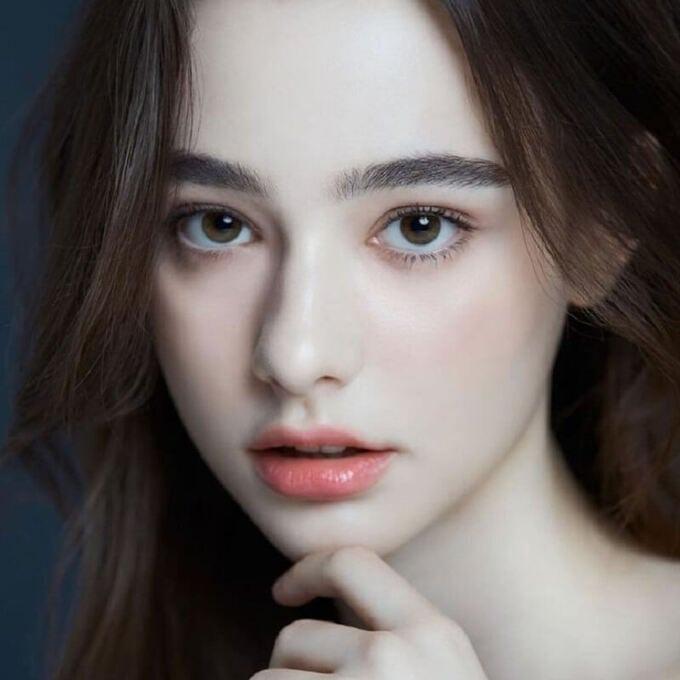 Khám phá 5 bí quyết đơn giản để mặt mộc vẫn xinh tươi, rạng rỡ-2