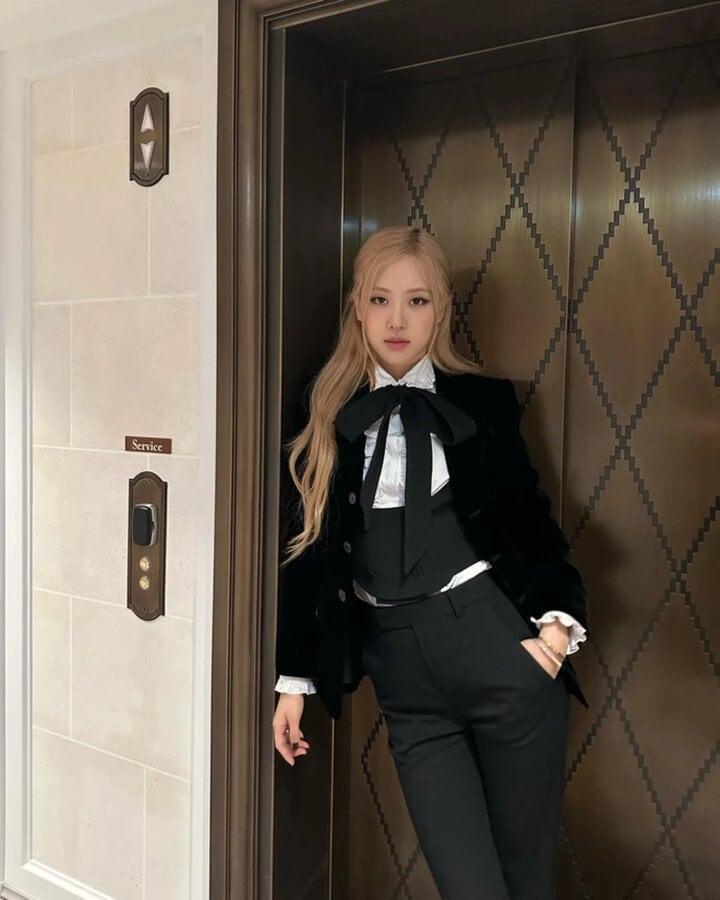 Trang phục kiểu business-core đang là xu hướng được nhiều chị em ưa thích-1