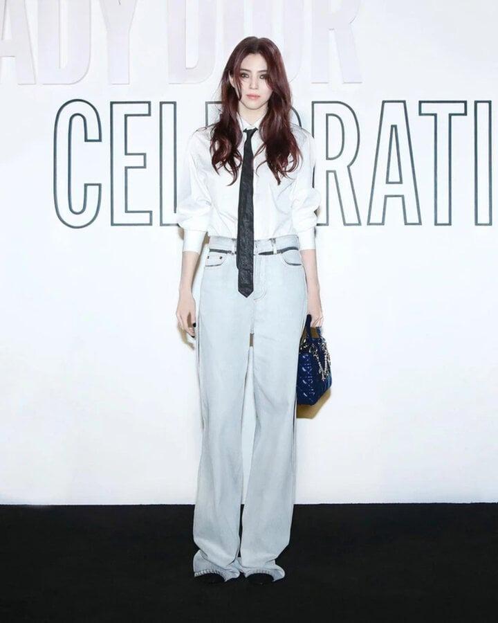 Trang phục kiểu business-core đang là xu hướng được nhiều chị em ưa thích-5