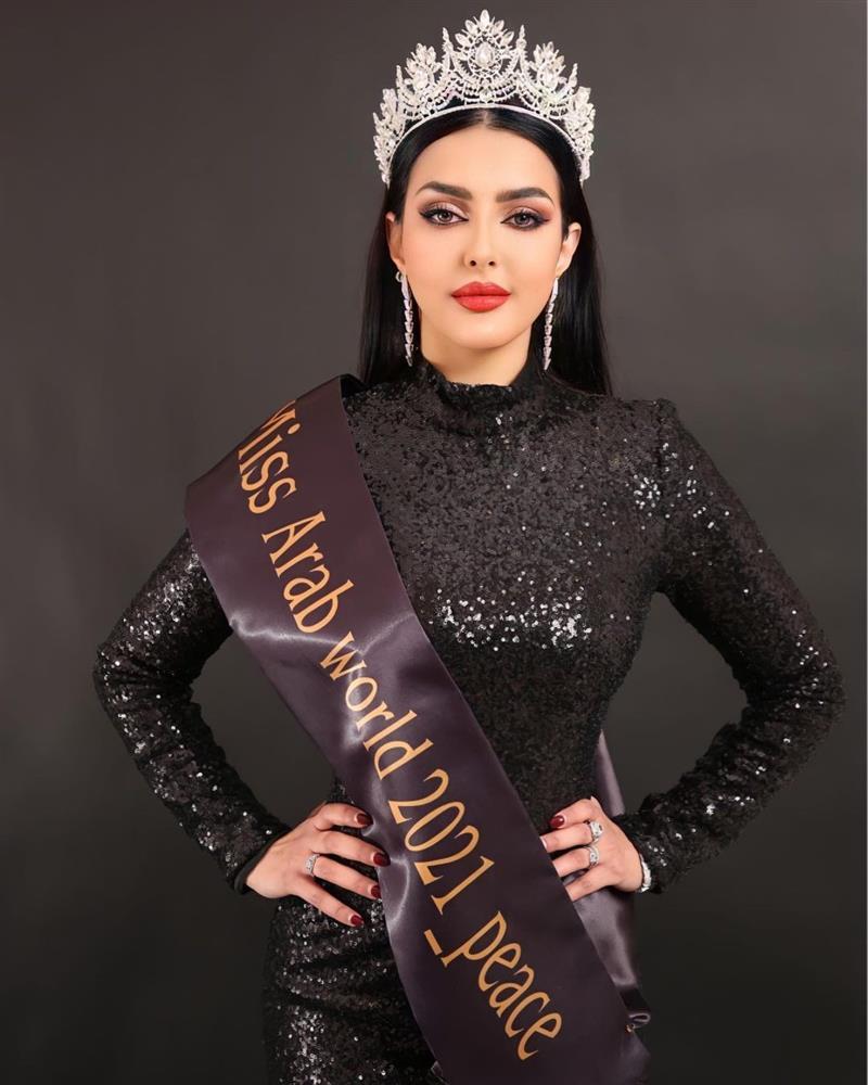 Nhan sắc gây tranh cãi của người đẹp Saudi Arabia đầu tiên thi Hoa hậu Hoàn vũ-2