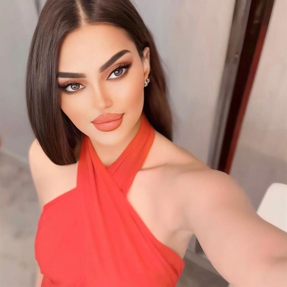 Nhan sắc gây tranh cãi của người đẹp Saudi Arabia đầu tiên thi Hoa hậu Hoàn vũ-5