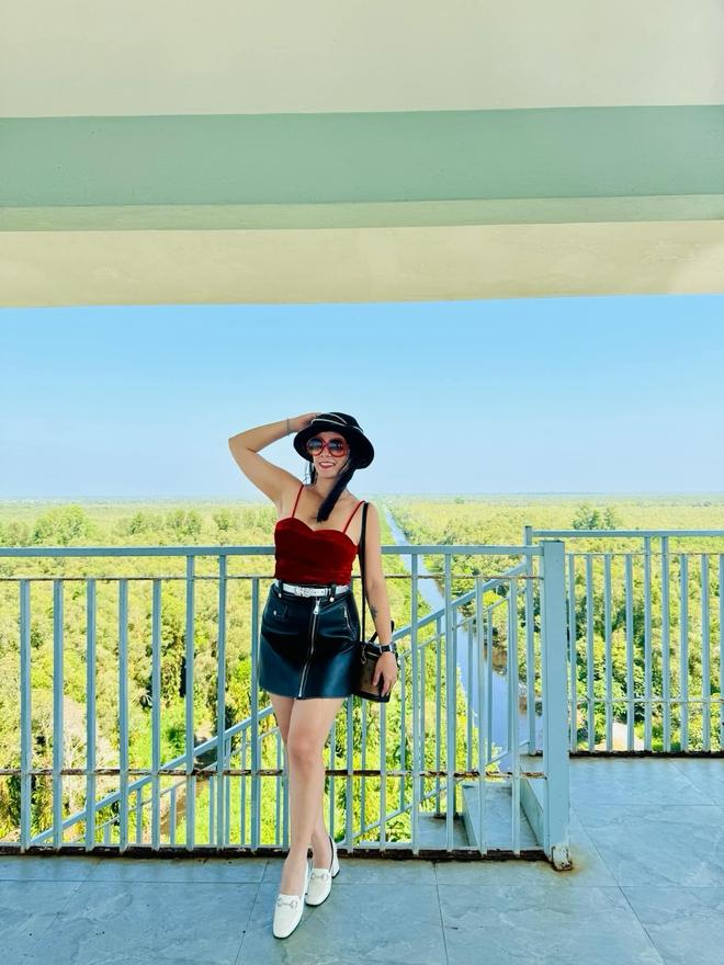 Vợ cũ Shark Bình nhan sắc ngày càng thăng hạng, thay đổi hẳn 1 điều trên mạng xã hội-3