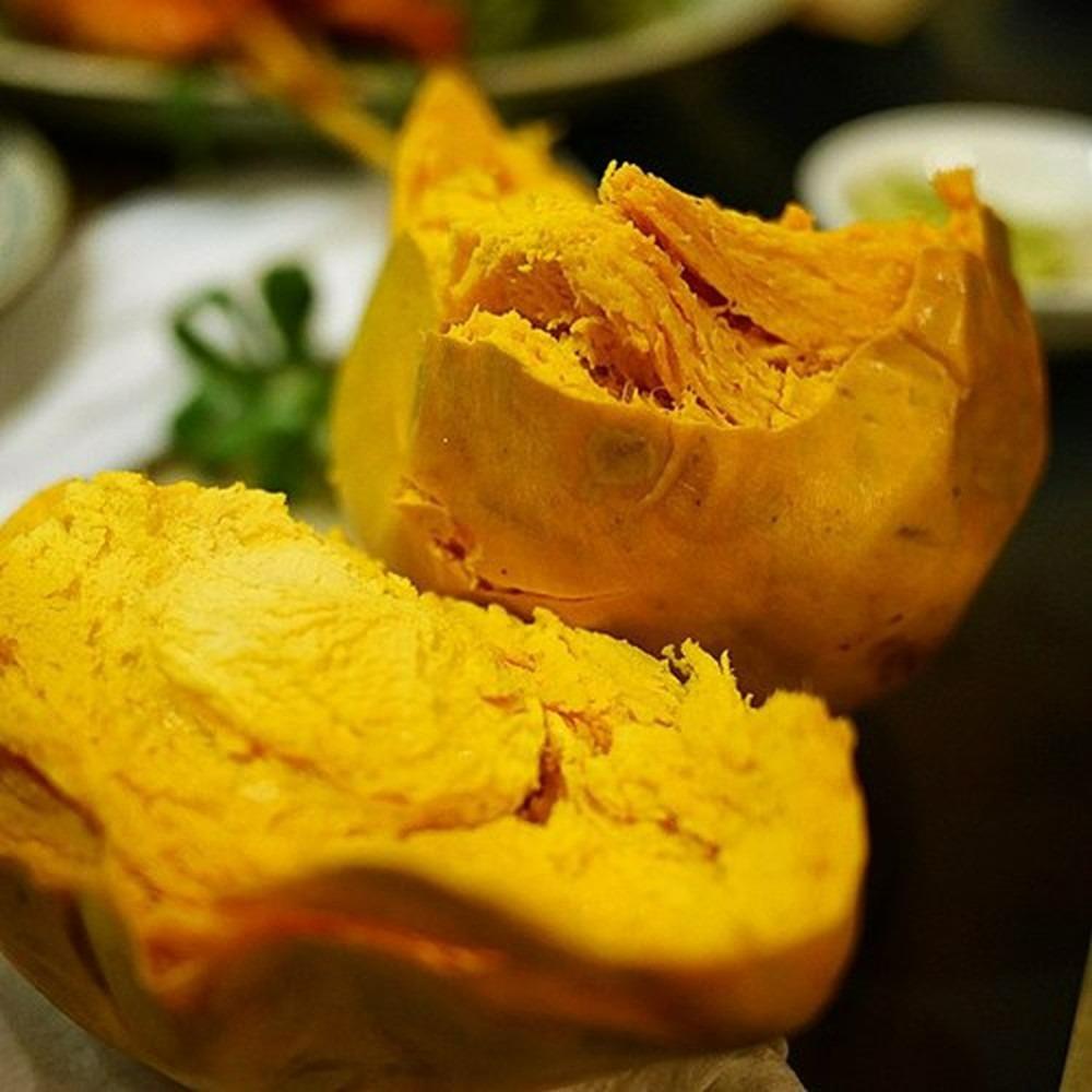 Loại quả rụng đầy ngoài vườn không ai thèm ngó, xuất ngoại giá cả triệu đồng/kg-1