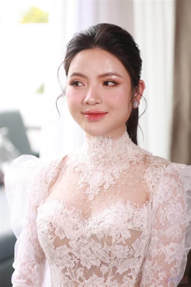Cô dâu Chu Thanh Huyền đẹp rạng ngời chờ Quang Hải đón về dinh-2