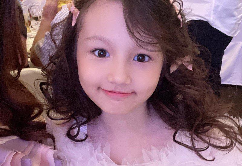 Lên 8 tuổi, con gái lai Tây của Phương Vy Idol xinh xắn như búp bê, thừa hưởng năng khiếu âm nhạc-3