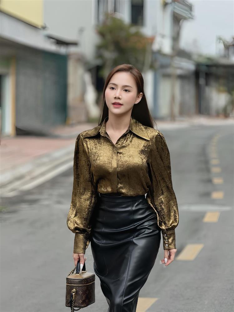 Soi tủ đồ công sở của Minh Thu - người yêu thầm Huỳnh Anh trong Lỡ Hẹn Với Ngày Xanh-4