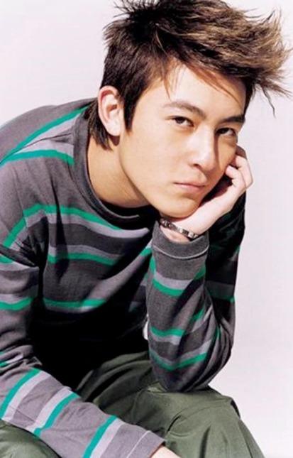 Có vợ và một con, Trần Quán Hy gây tranh cãi khi chụp hình cùng người hâm mộ nữ-2