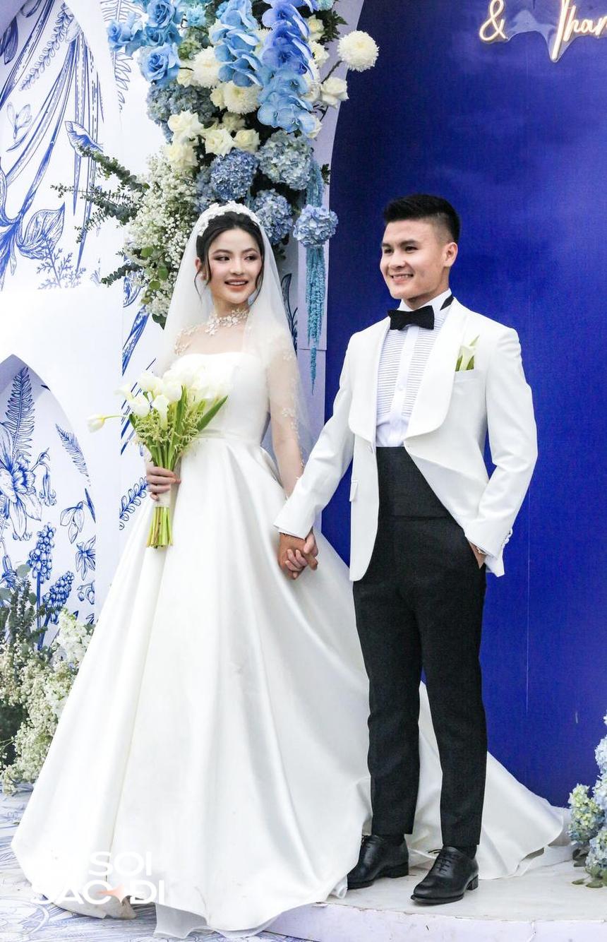 Toàn cảnh đám cưới Quang Hải: Dâu xinh rể xịn, ấn tượng nhất chuyện mẹ chồng - nàng dâu-5