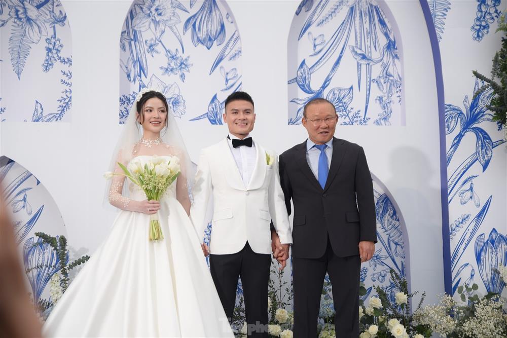 HLV Park Hang-seo dự đám cưới Quang Hải - Chu Thanh Huyền-5
