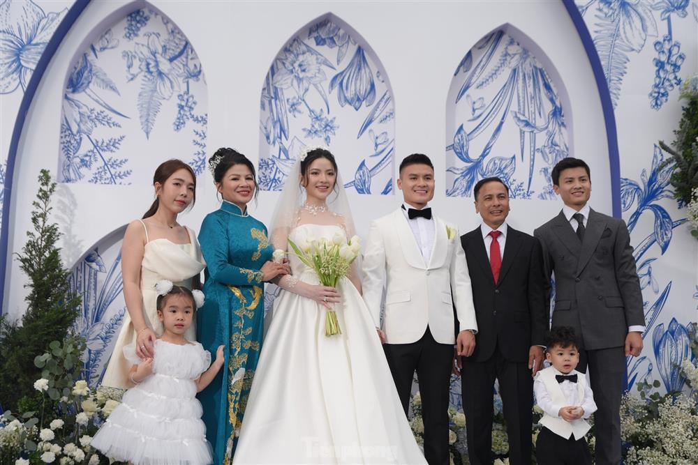 HLV Park Hang-seo dự đám cưới Quang Hải - Chu Thanh Huyền-9