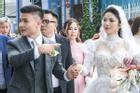 Tiết lộ ý nghĩa đặc biệt của bó hoa cưới Quang Hải trao cho Thanh Huyền