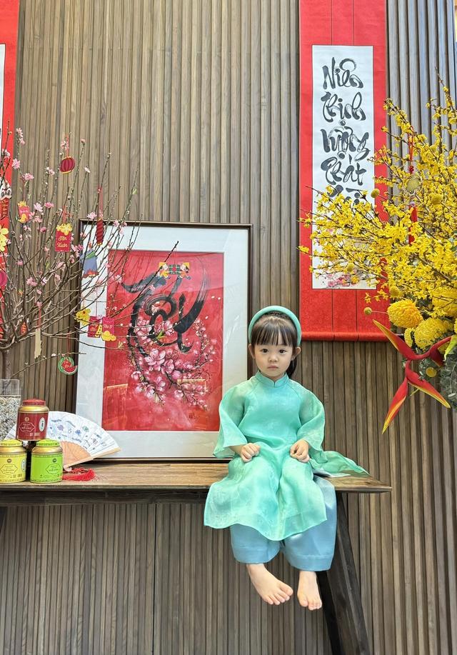 Thời trang mẹ con sao Việt: Đàm Thu Trang - Cường đô la đầu tư cho con thế nào?-4