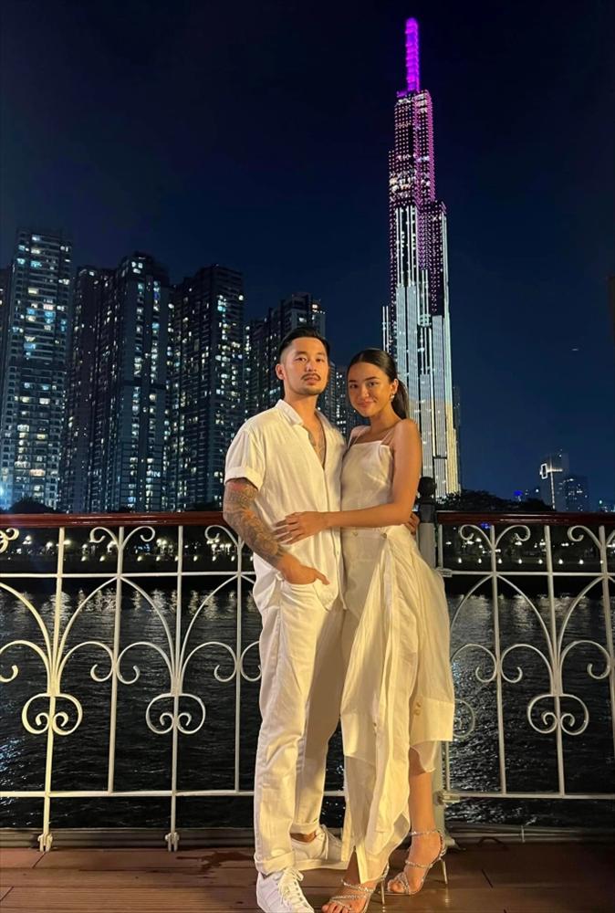 Yumi Thiên Nga bỗng mất hút khỏi showbiz nay bất ngờ ôm bụng bầu vượt mặt dự sự kiện-6