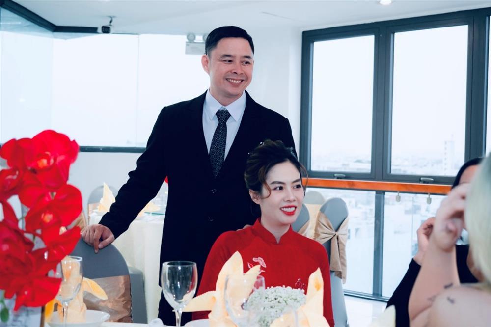 Xăm giấy đăng ký kết hôn lên tay, U50 tiết lộ lý do khiến dân mạng thổn thức-2