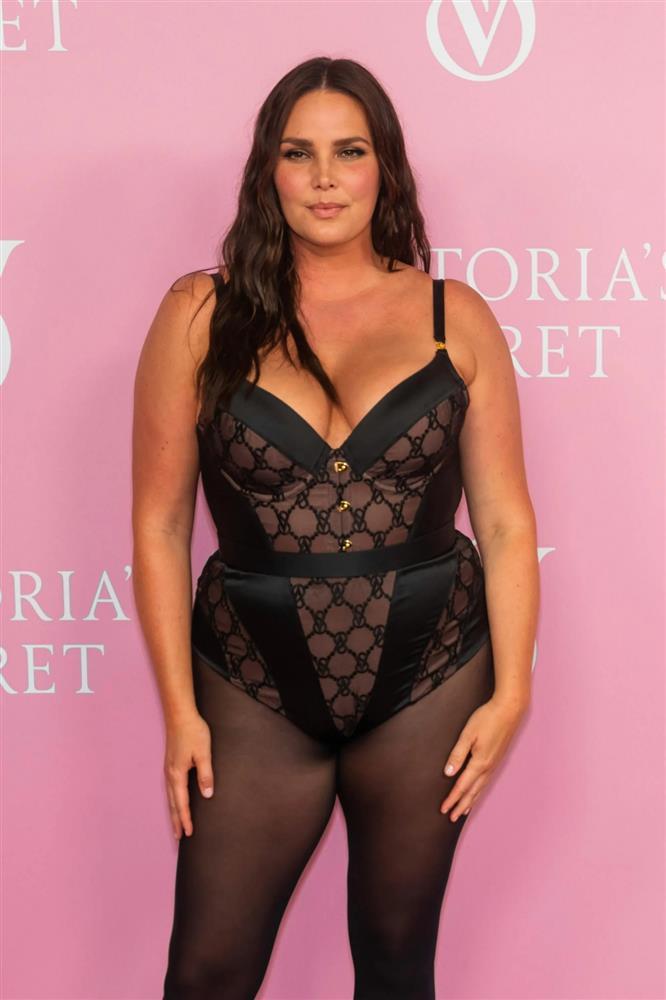 Những người mẫu ngoại cỡ định hình lại lịch sử thời trang-3