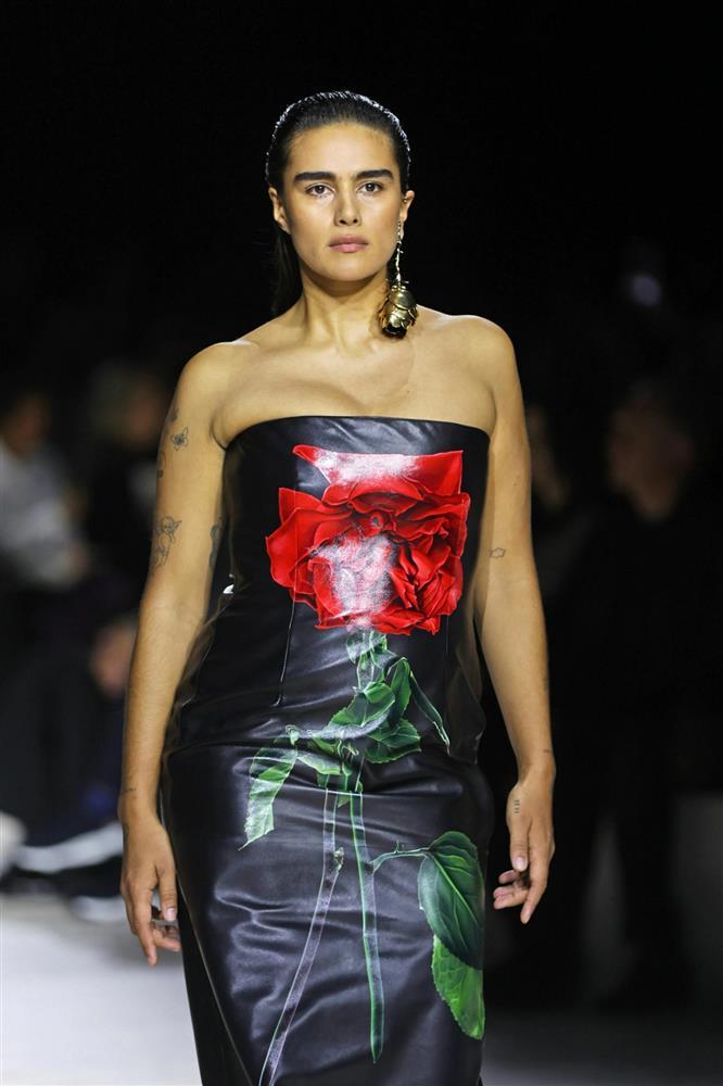 Những người mẫu ngoại cỡ định hình lại lịch sử thời trang-8