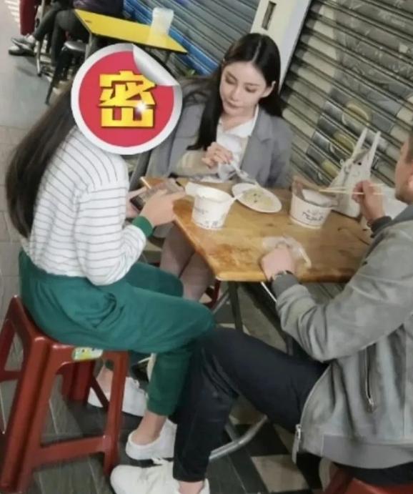 Chồng cũ Từ Hy Viên - Uông Tiểu Phi cầu hôn hot girl giữa tin đồn lộ quá khứ buông thả-4